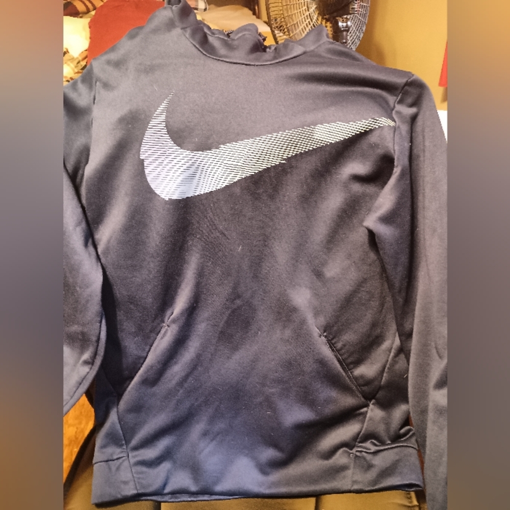 Unisex medium Nike hoodie